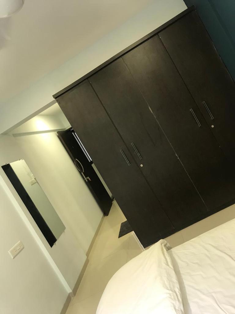 Hotel Hooliv 7 Avenues G Block Pune Esterno foto